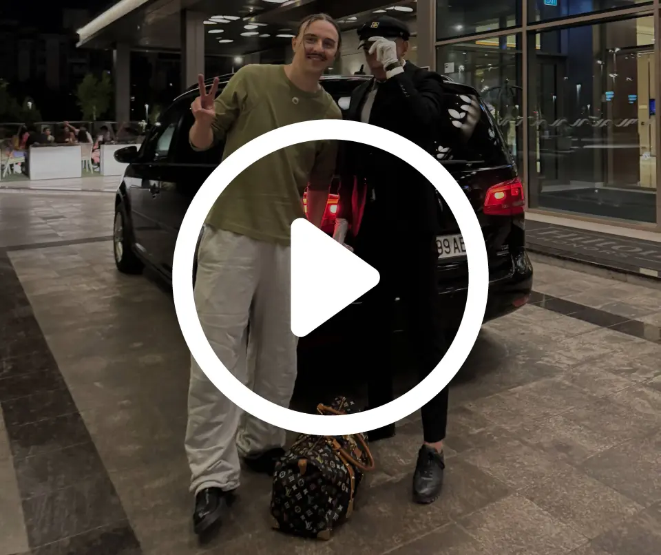 MELÃ промо видео постер