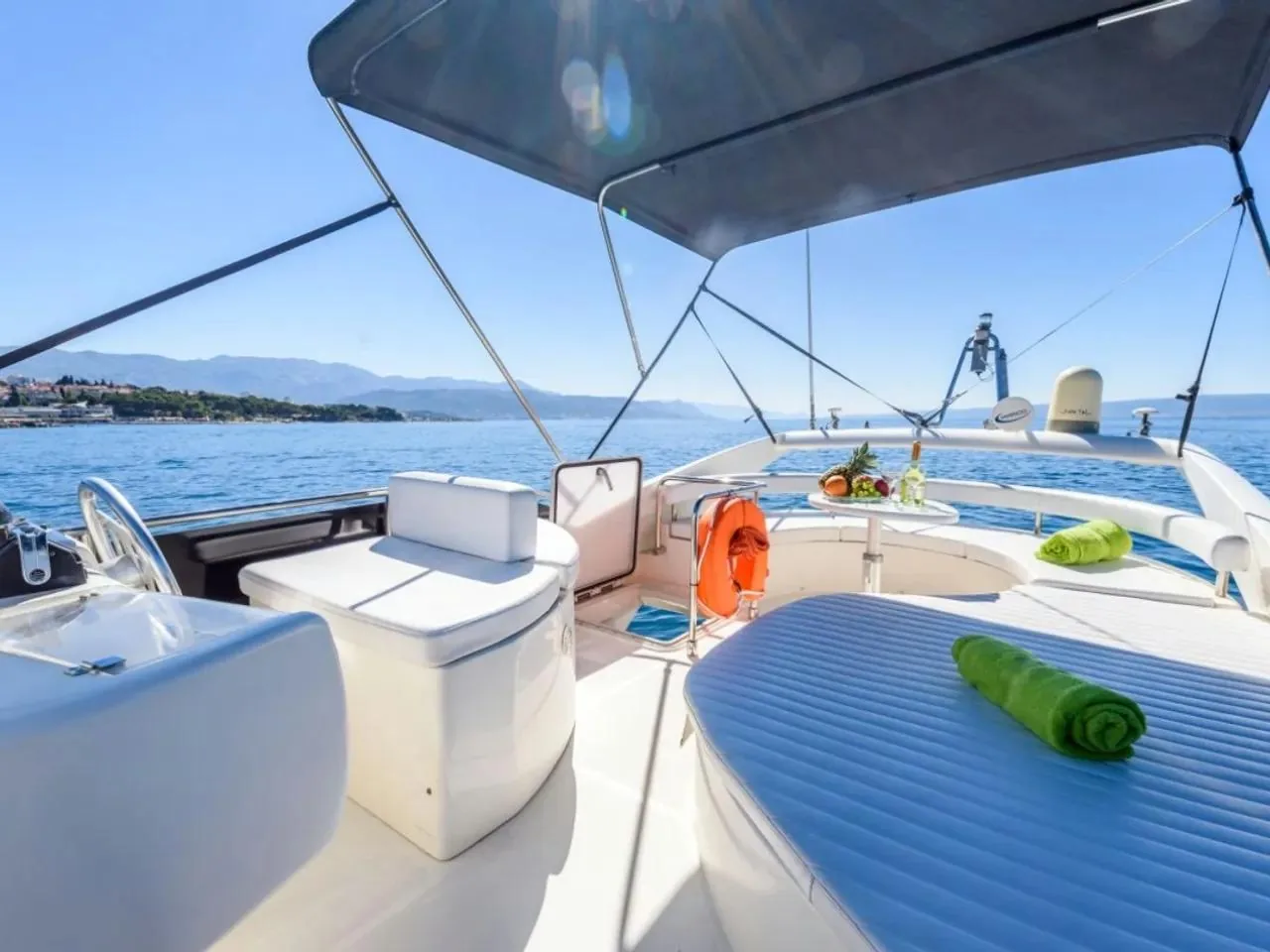 FERRETTI 430 FLY