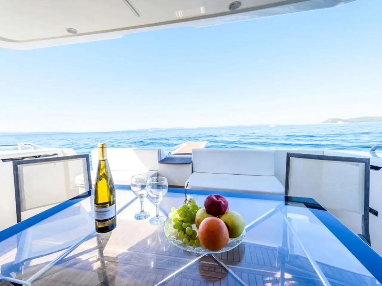 FERRETTI 430 FLY