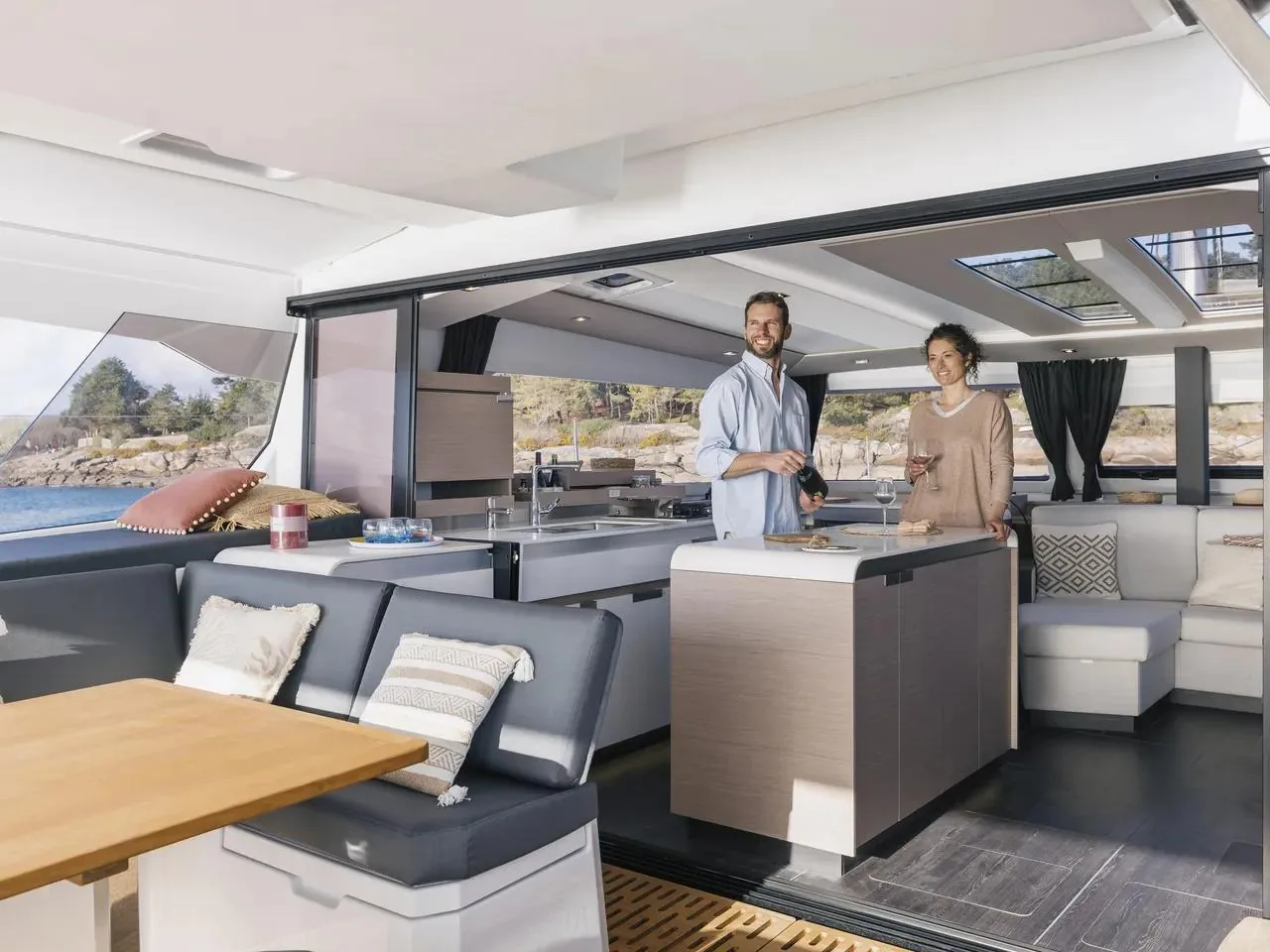 FOUNTAINE PAJOT AURA 51