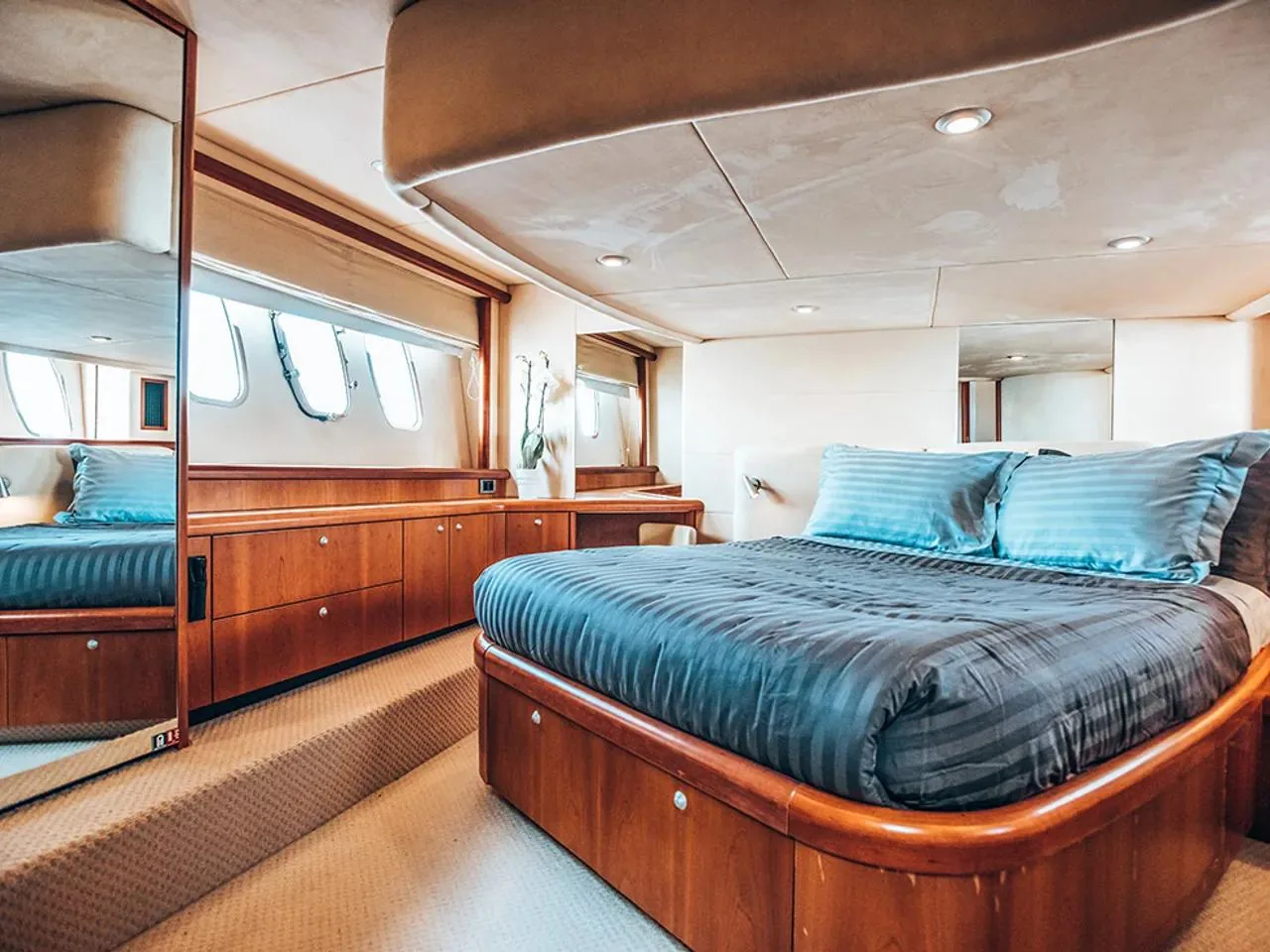 SUNSEEKER MANHATTAN 50